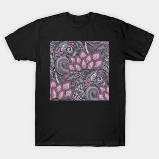 Monochromatic Paisley Print with Vintage Floral Motifs T-Shirt